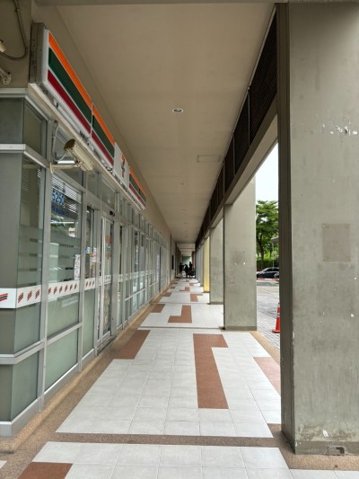 📍 For Sale/Investment: Laundry Shop in LPN Sukhumvit 77-2 The only laundry shop in the project. Prime location with established customer base.