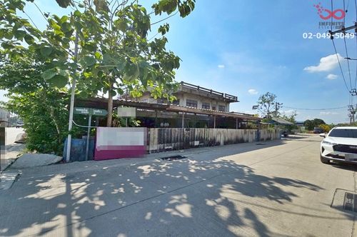 Land for sale, 105 square wah, Romklao 1 - Phatthana Chonburi 4, near the motorway, Lat Krabang.