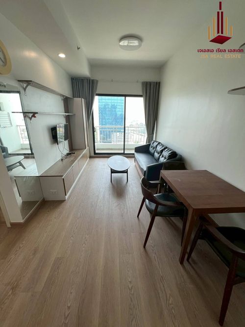 ✨ For Rent: Supalai Premier Narathiwas - Sathorn Condo ✨ 💰 Only 18,500 THB/month