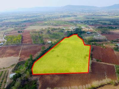 Land for sale in Khao Yai, Khlong Muang Subdistrict, Pak Chong District, 32 rai, next to water, plus mountain view.