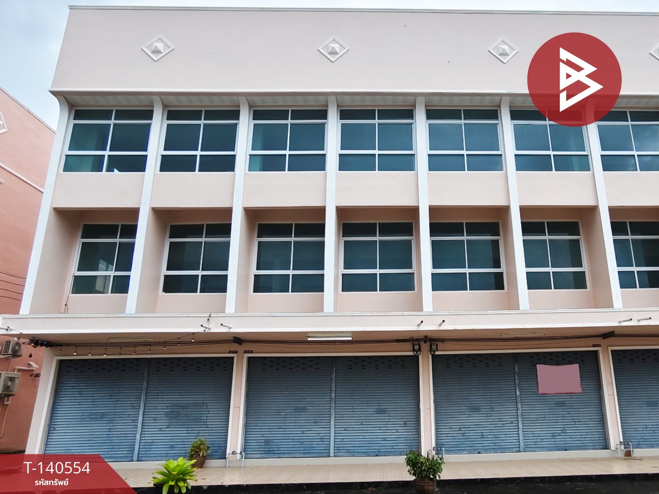 2 commercial buildings for sale, Sinudom Shopping Mall. Nakhon Si Thammarat, city center