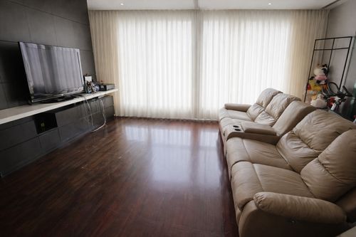 For Sell Condo Big Size 3Bed Thonglor ใกล้ BTS ทองหล่อ Luxury Residential Area หมาะสำหรับอยู่อาศัยใจกลางสุขุมวิท และหาไม่บ่อยในตลาด