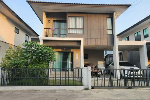 Semi-detached house for sale, Pleno Suksawat-Pracha Uthit (36 sq m.), 3 bedrooms, 2 bathrooms, ready to move in.