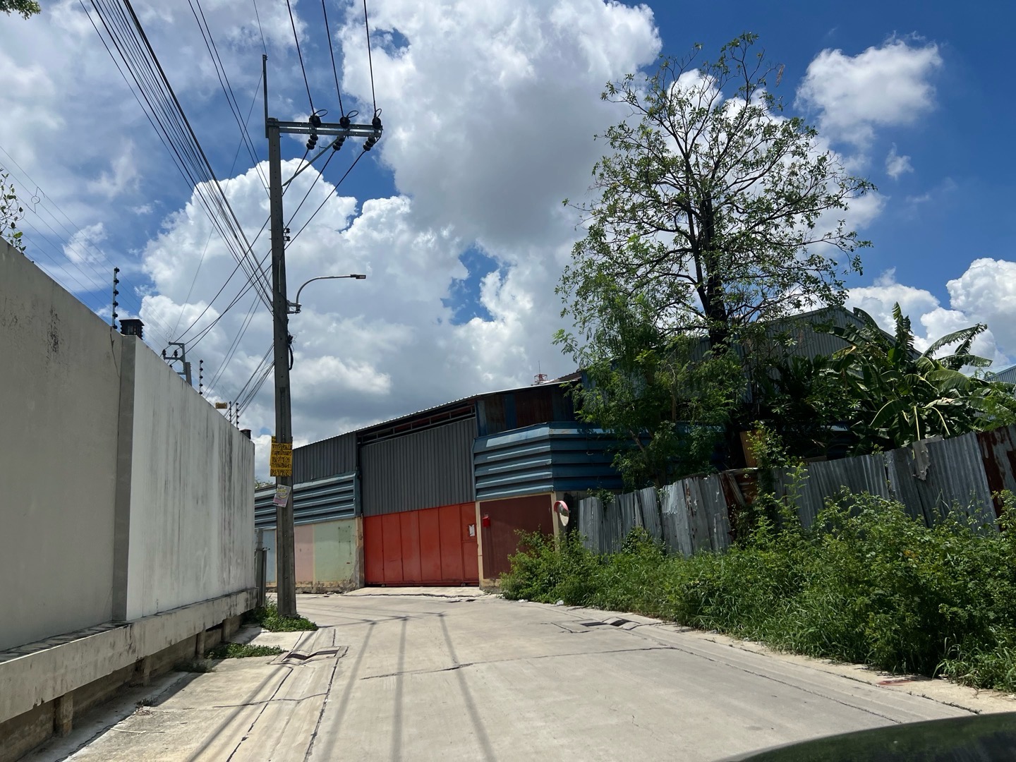 ขายที่ดิน 1ไร่ซอยผู้ใหญ่เอิบ ใกล้เลียบทางด่วน ใกล้เกษตรนวมินทร์ ออกนวลจันทร์ได้ 