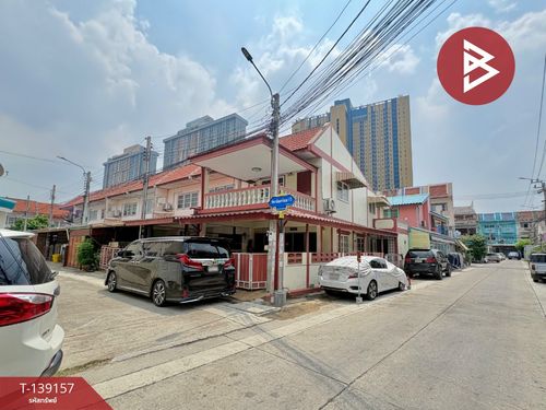 Townhouse for sale Rattanathibet Village, Bang Bua Thong, Nonthaburi, ready to move in.