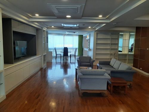 President Park 24 for rent 3beds 4baths 261 sqm 80,000 per month