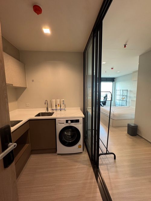 ขาย Life Sathorn Sierra ห้อง 28 ตรม. ตกแต่งพร้อมอยู่ ราคาพิเศษ 2.6 ล้าน สอบถามได้เลยครับ