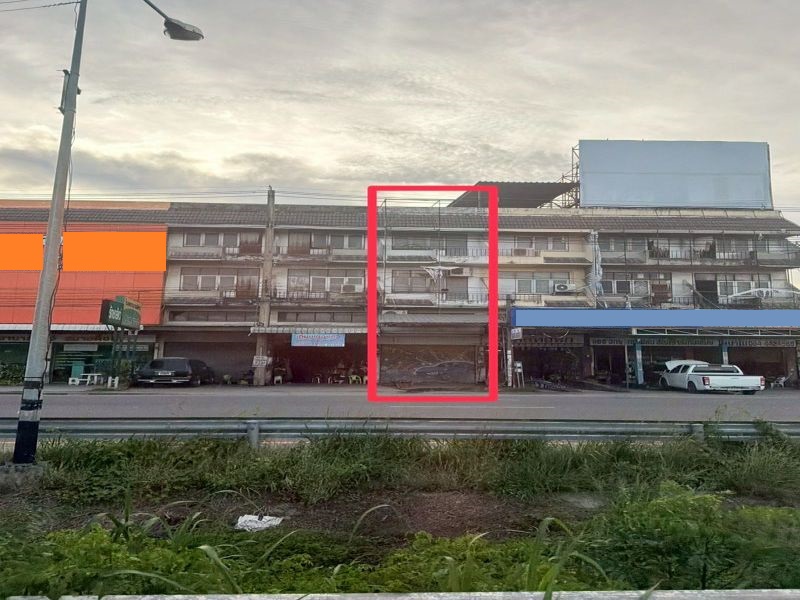 ขายด่วน อาคารพาณิชย์ ติดถนนสุขุมวิท ใกล้สามแยกบางแสน-หนองมน เหมาะค้าขาย