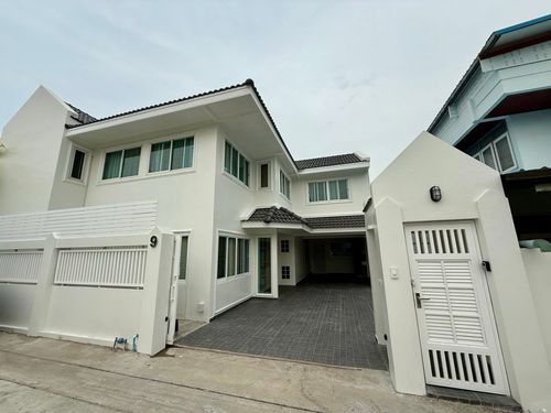 บ้านเดี่ยวรีโนเวทใหม่ให้เช่า ย่านหัวหมาก 9  