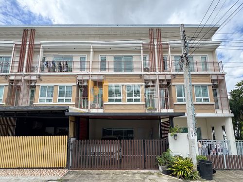 🏡 Pay one price, complete, large type, private alley, ready to move in ✨ Villette City Pattanakarn / 3 bedrooms (for sale), Villette City Pattanakarn / 3 Bedrooms (FOR SALE) FON210