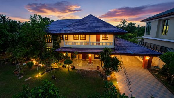 ขายบ้านเดี่ยวหลังใหญ่ 216 ตร.ว. กฤษดานคร18 ทิศใต้รับลม พื้นที่ใช้สอยครบครัน 4 นอน 5 น้ำ ย่านศาลาธรรมสพน์ - เพียง 14.9 ล้าน
