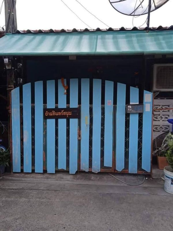 Single-story townhouse for sale, Baan Phetchrangam, Phraeksa 1, Samut Prakan. CX-157039