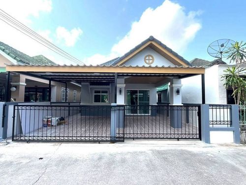 Newly renovated detached house in Laem Chabang, near Saha Group, Ban Praditpaisan 3.