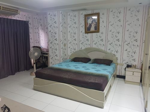 🏠✨ ดิ เอ็กเซ็กคิวทีฟ รีเจ้นท์ (The Executive Regent) | ขายคอนโดห้อง 2 ห้องนอน (HBH-ST-273)