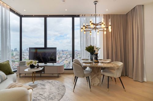 Ashton Asoke Rama 9, 2 bedrooms, high floor, city view, fully furnished, free transfer day expenses, starting at 15 million baht.