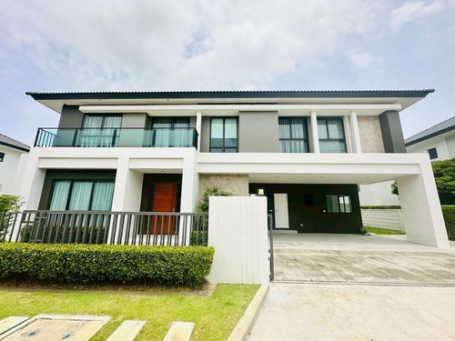 🏡 Large detached house for rent, Nirati Bangna project, area 105 sq m, 5 bedrooms.