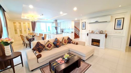 +++เช่าด่วน+++  Piyathip Place** Duplex 4 ห้องนอน 375 ตร.ม.  แต่งครบพร้อมอยู่!!!