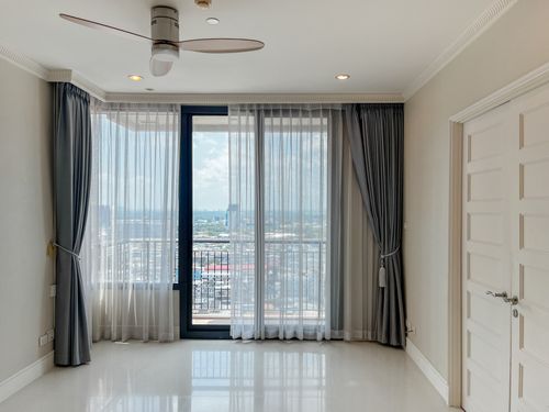 FQ ขายคอนโด Aguston Sukhumvit 22  ราคา 7,800,000 บาท [RSs260302]