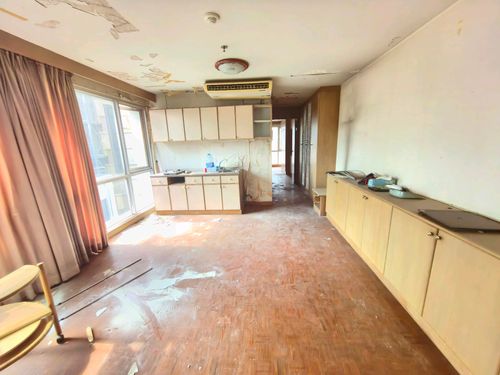 ✨ **สุขุมวิท สวีท ห้องใหญ่ 48.75ตรม. ทำเลทอง ห้องมุม ชั้นสูง กระจกรอบ วิวดี ราคาสุดคุ้ม ** ✨