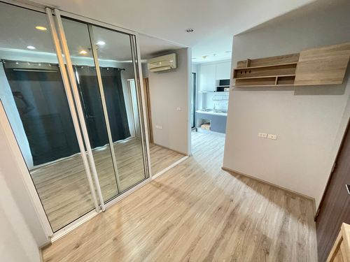 Condo for sale: The Base Chaengwattana (The Base Chaengwattana), 21st floor, near Don Mueang Airport, good location, beautiful view.