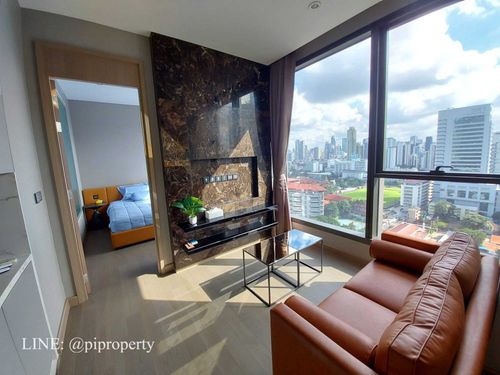 Great view 1 bedroom unit for rent in THE ESSE at SINGHA COMPLEX. MRT Phetchaburi 0 meter, Aoske - Rama 9 area.