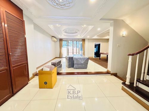 🏡 บ้านเช่า สาทร ซอย 9 แบบบ้าน 3+1 ห้องนอน 4ห้องน้ำ พร้อม Furniture 