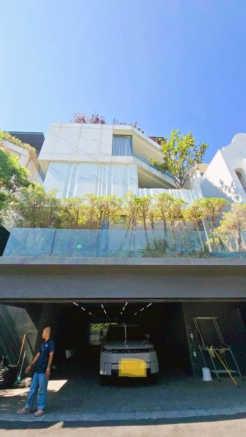 🏡 ขายบ้านหรู 5 ชั้น สุขุมวิท เอกมัย Vela10 Private Residence 3นอน 750ตรม ที่ดิน 63ตรว.  มีลิฟต์ + สระว่ายน้ำส่วนตัว จอดรถ 5 คัน