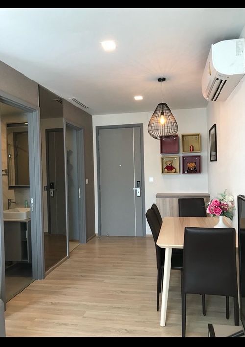 🔥For Rent Now🔥 Taka Haus Ekkamai 12, 1 Bedroom, 43 sq.m., Pool Floor, with bathtub, separate kitchen, fully furnished.