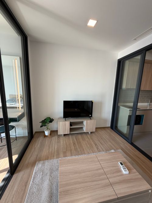 🔥For Rent Now🔥 XT Phayathai, near BTS Phayathai and Airport Rail Link Brand new unit, never been rented before.
