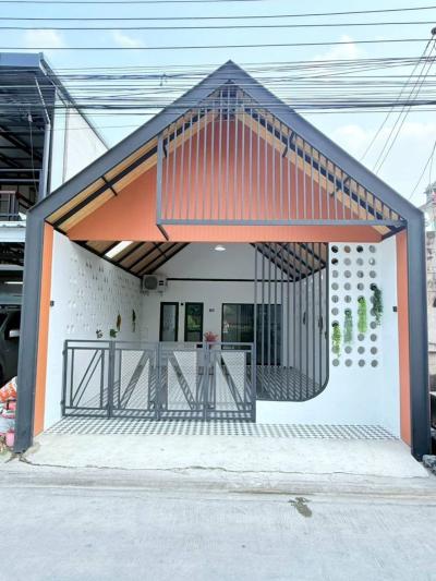 For Sale Townhouse/Townhome  , Petchpailin Phraya Suren 35 , newly renovated , Bang Chan , Khlong Sam Wa , Bangkok , CX-150851