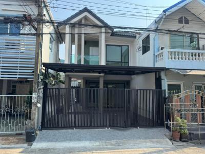 For Sale Townhouse/Townhome  , Saranrom , Nawamin , Bung Kum , Bangkok , CX-153155