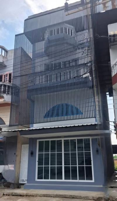 ขายทาวน์โฮม 2.5 ชั้น ร่มเกล้า 21 แยก 2 คลองสามประเวศ เขต ลาดกระบัง กรุงเทพ CX-154364