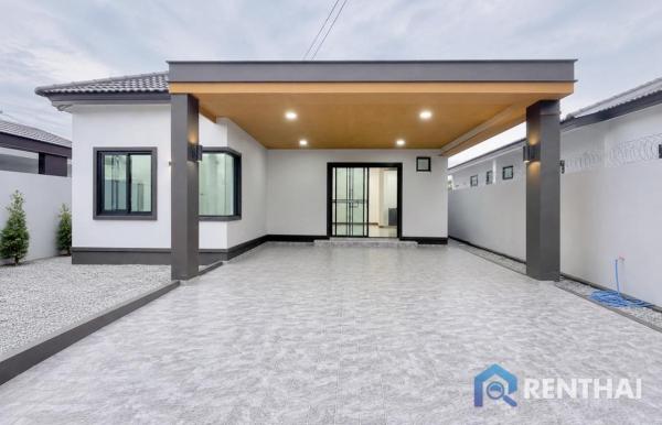 บ้านเดี่ยวหลังใหญ่ในซอยห้วยยายมุก
