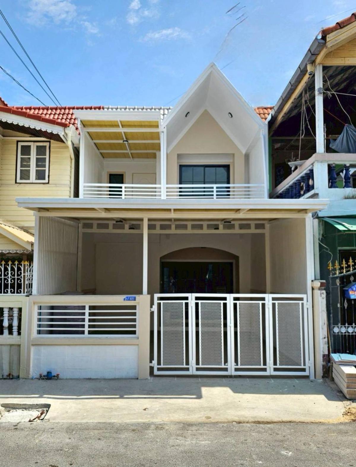 ขายทาวน์เฮ้าส์/ทาวน์โฮม บ้านบัวทอง 2 รีโนเวทใหม่ บางรักพัฒนา บางบัวทอง นนทบุรี CX-150124 ขายทาวน์เฮ้าส์/ทาวน์โฮม บ้านบัวทอง 2 รีโนเวทใหม่ บางรักพัฒนา บางบัวทอง นนทบุรี CX-150124