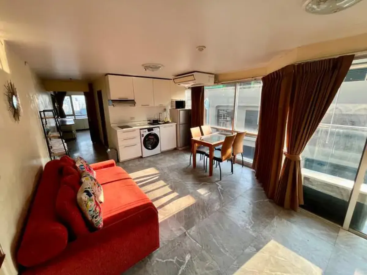 Sukhumvit Suite 1 bedroom condo for sale