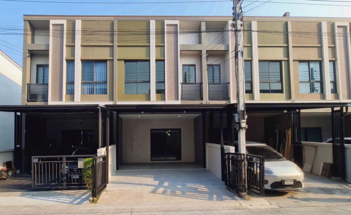 ขายทาวน์เฮ้าส์/ทาวน์โฮม  วี คอมพาวด์ ติวานนท์-รังสิต รีโนเวทใหม่ บางกะดี เมืองปทุมธานี ปทุมธานี CX-151218