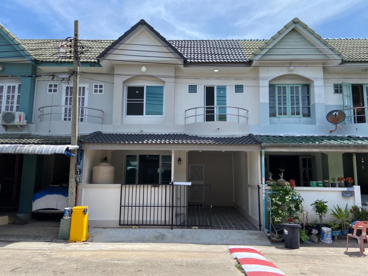 For Sale Townhouse/Townhome  , Baan Sucha , newly renovated , Lahan , Bang Bua Thong , Nonthaburi , CX-152931