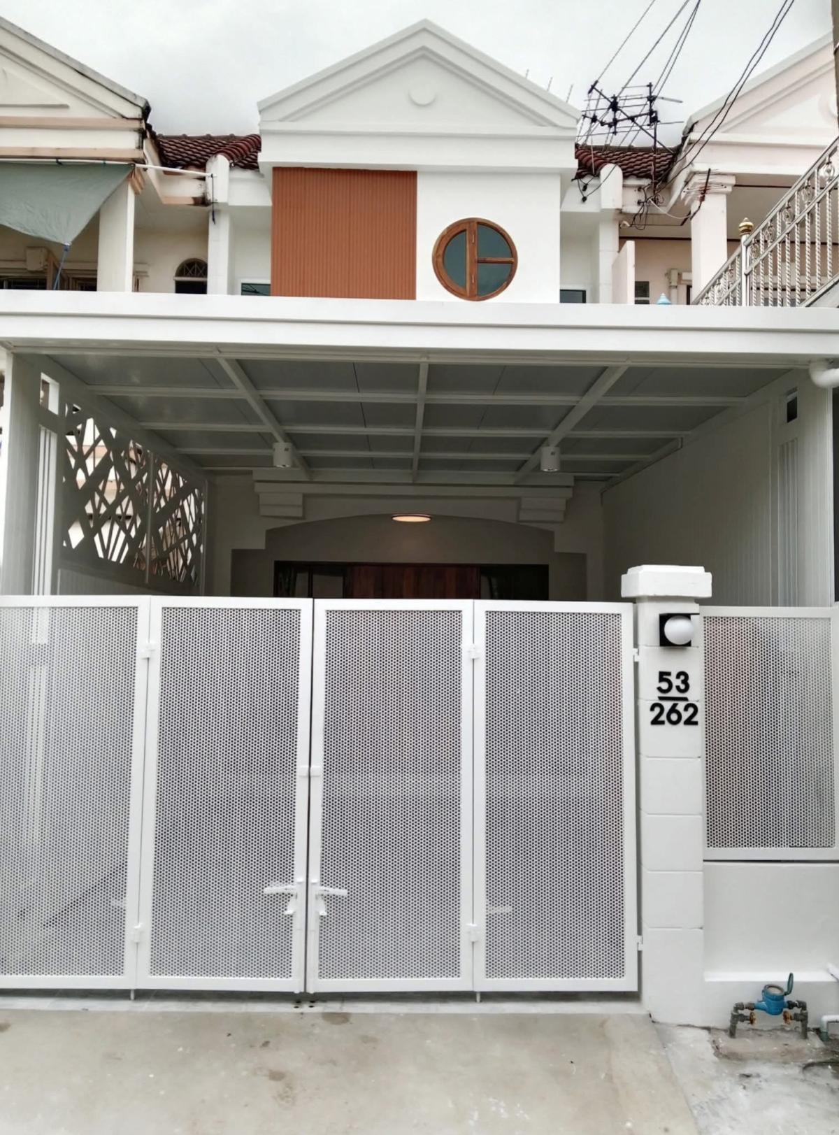 For Sale Townhouse/Townhome , Baan Lapawan 3 , newly renovated , MRT-Talad Bang Yai , Sao Thong Hin , Bang Yai , Nonthaburi , CX-151872 For Sale Townhouse/Townhome , Baan Lapawan 3 , newly renovated , MRT-Talad Bang Yai , Sao Thong Hin , Bang Yai , Nonthaburi , CX-151872