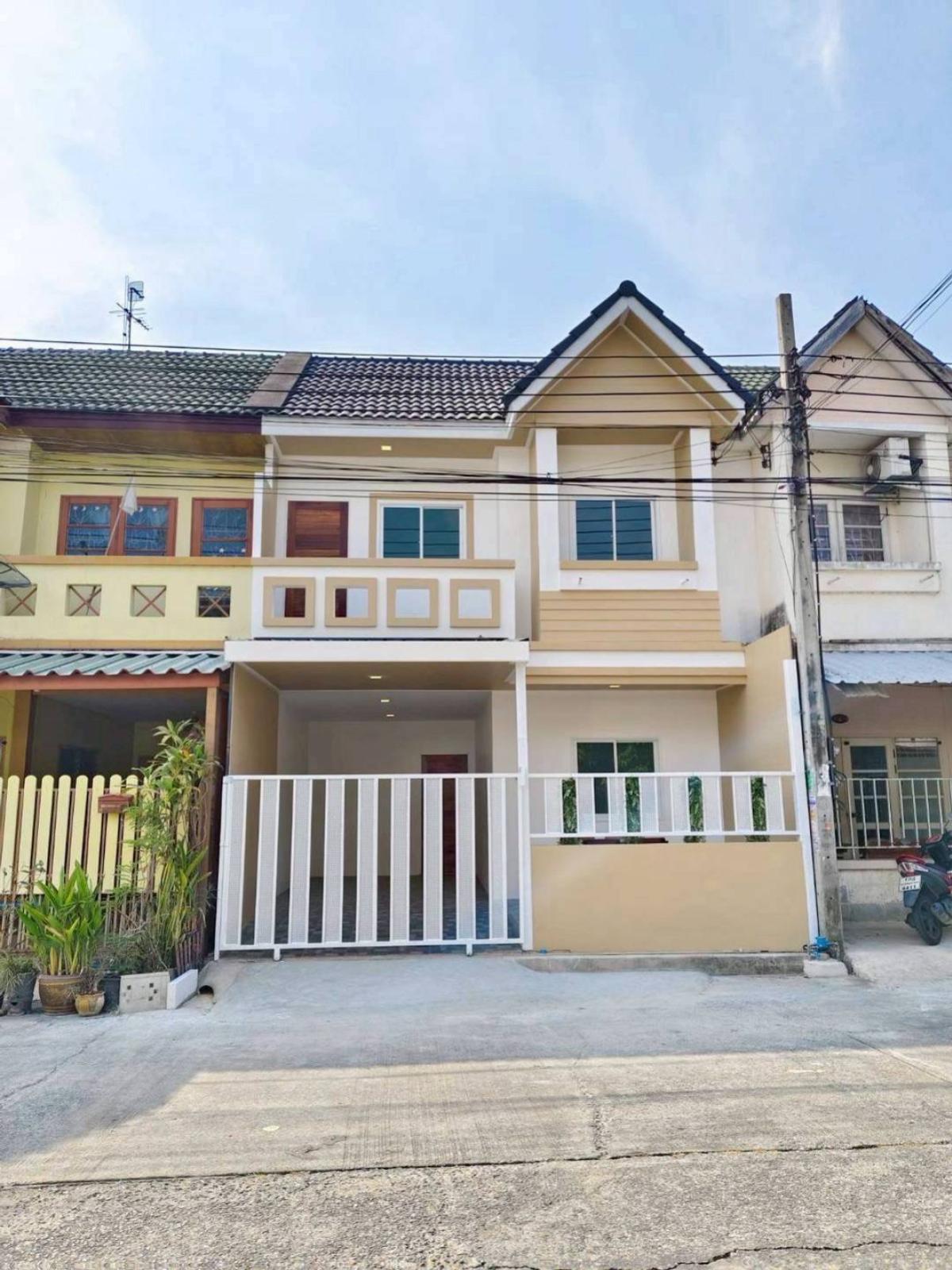 ขายทาวน์เฮ้าส์/ทาวน์โฮม ลดาสิริ บ้านกล้วย-ไทรน้อย รีโนเวทใหม่ พิมลราช บางบัวทอง นนทบุรี CX-154119 ขายทาวน์เฮ้าส์/ทาวน์โฮม ลดาสิริ บ้านกล้วย-ไทรน้อย รีโนเวทใหม่ พิมลราช บางบัวทอง นนทบุรี CX-154119