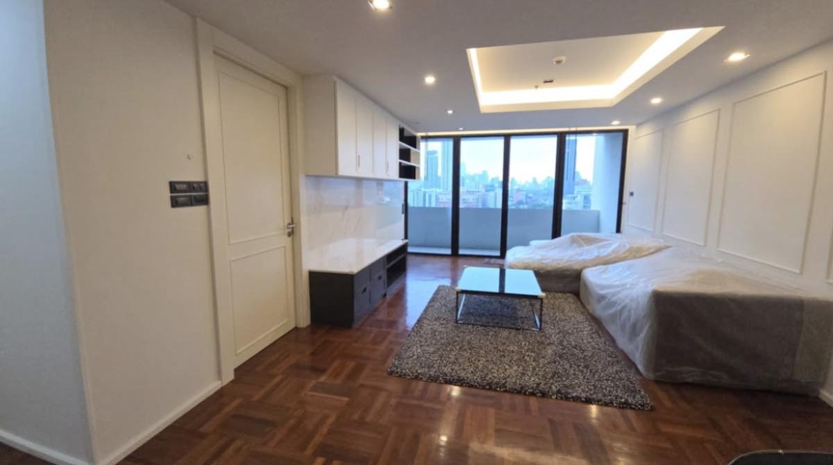 For Sale Condo , The Royal Navin Tower , corner unit , wide frontage , MRT-Khlong Toei , Chong Nonsi , Yannawa , Bangkok , CX-155834 For Sale Condo , The Royal Navin Tower , corner unit , wide frontage , MRT-Khlong Toei , Chong Nonsi , Yannawa , Bangkok , CX-155834