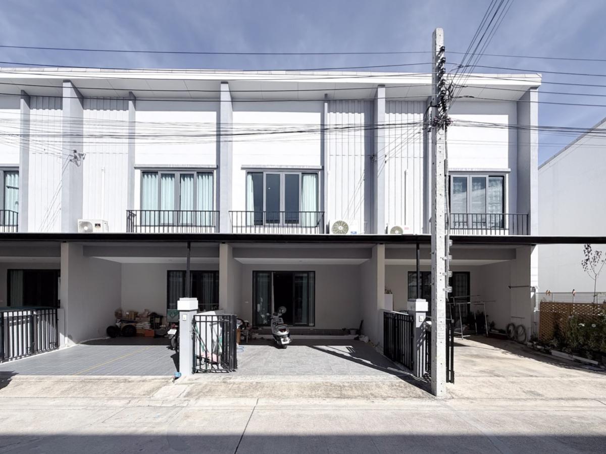 For Sale Townhouse/Townhome , CHER Bangkhunnon , Bang Khun Non , Bangkok Noi , Bangkok , CX-155761 For Sale Townhouse/Townhome , CHER Bangkhunnon , Bang Khun Non , Bangkok Noi , Bangkok , CX-155761