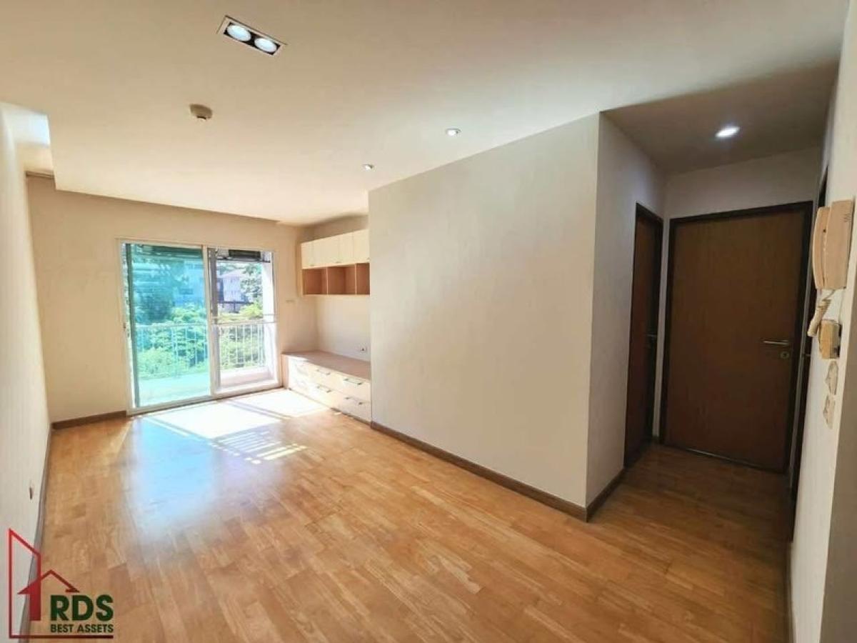 (A010067) Residence 52 (A010067) Residence 52