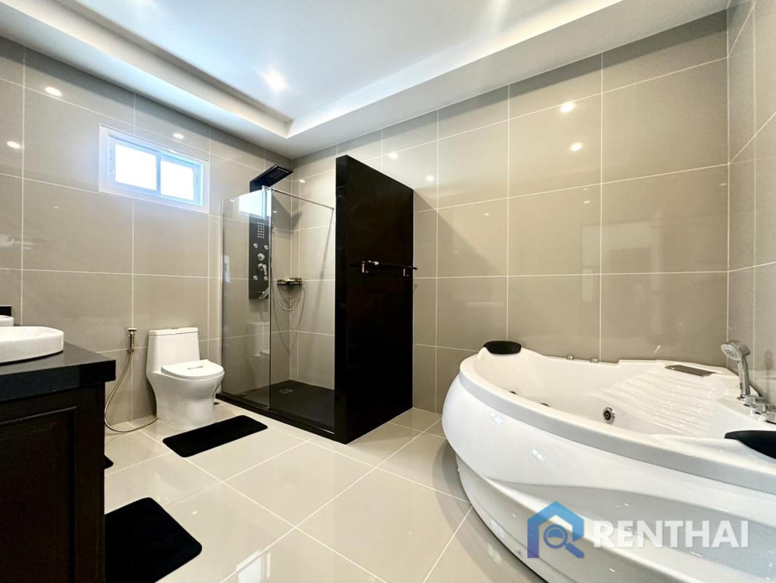 Spacious Luxury 6-Bedroom Villa with Private Pool for Rent – Central Pattaya – รูปที่ 3