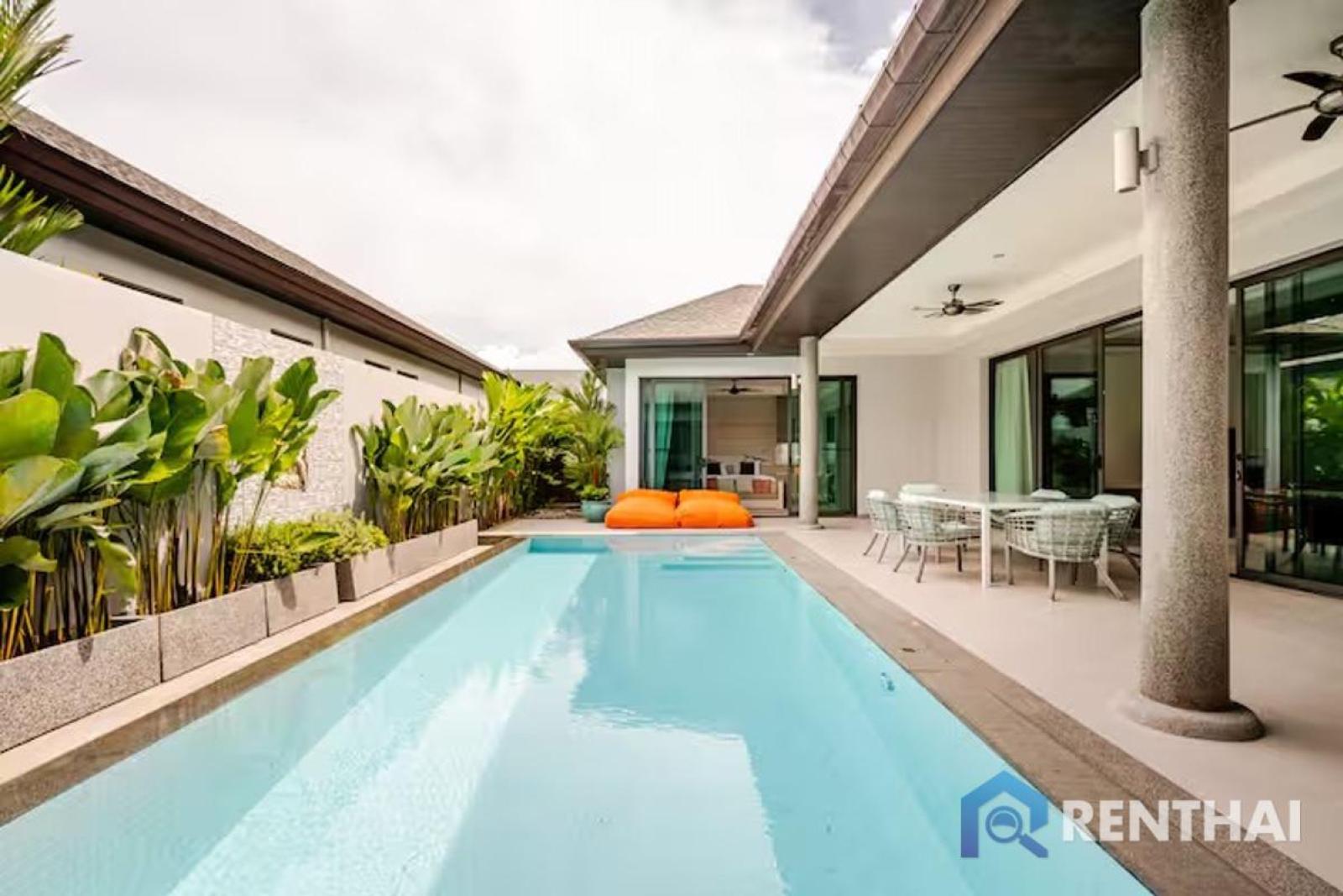 For rent house 3 bedrooms at Pasak, Phuket