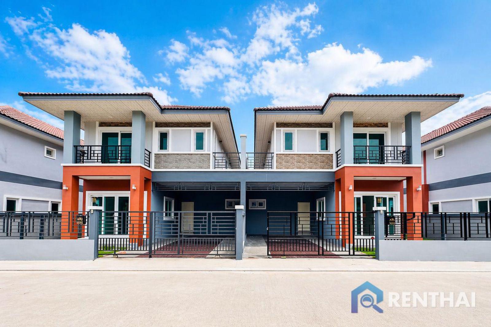 บ้านสองชั้นดีไซน์ลงตัว พื้นที่ใช้สอยกว้างขวาง 185 ตารางเมตร – รูปที่ 3