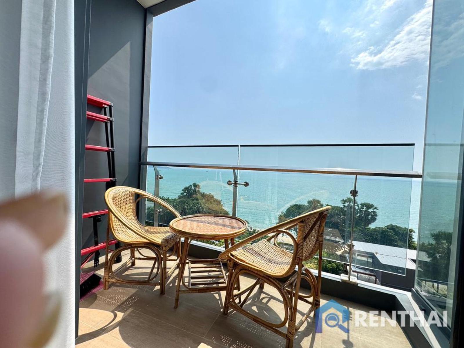 ขายด่วน Arom Wongamat 1 ห้องนอน วิวทะเลตรง มีห้องเดียว ราคาดีที่สุด – รูปที่ 4