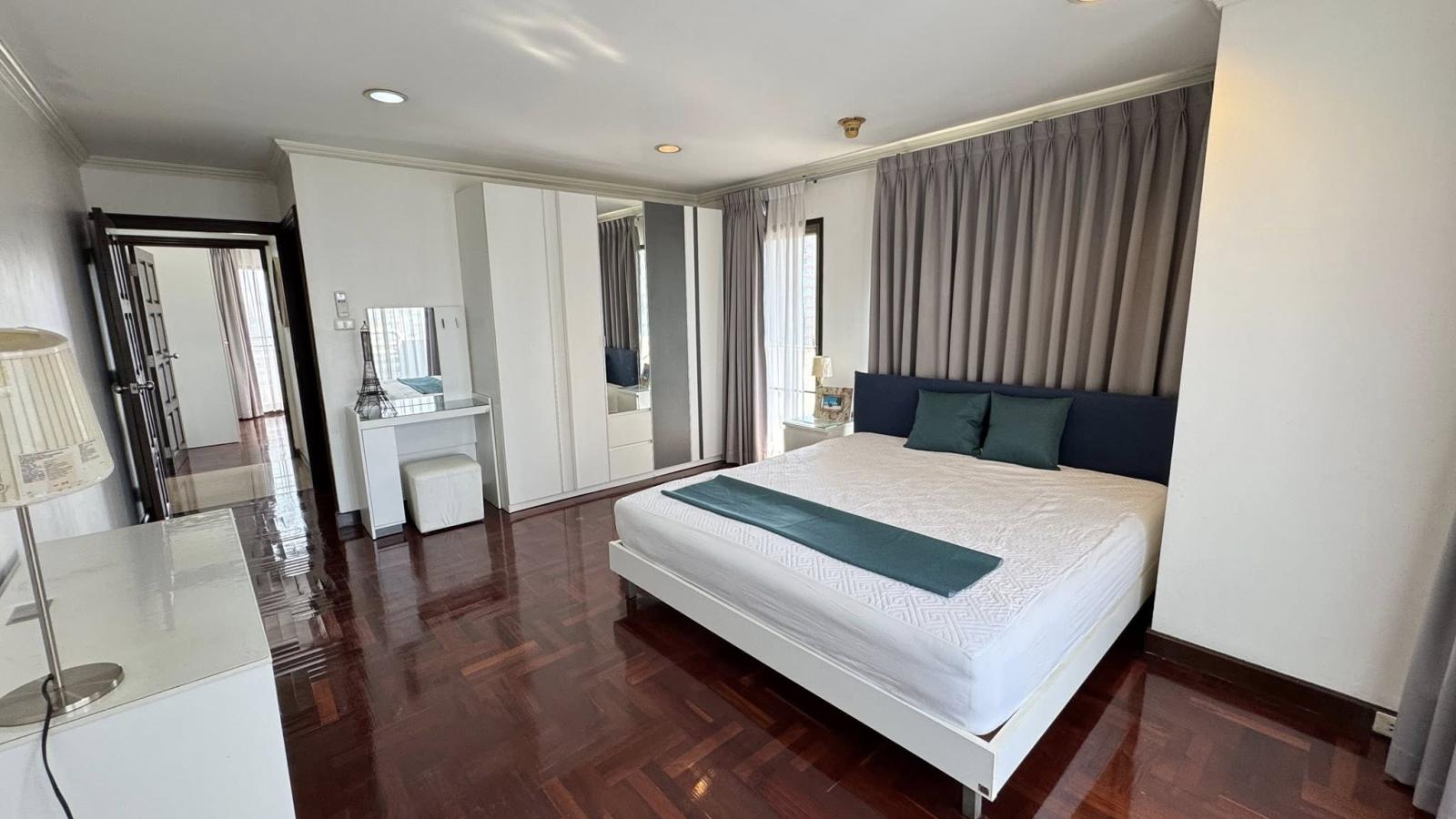QR04146 - Richmond Palace : ริชมอนด์ พาเลส : Richmond Palace : ริชมอนด์ พาเลส - #PhromPhong #BtsPhromPhong #Sukhumvit43 – รูปที่ 4