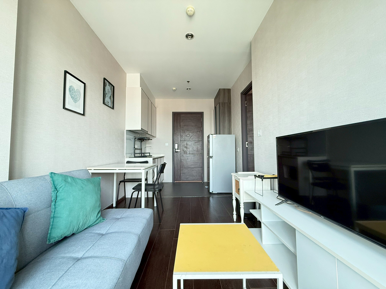 C Ekkamai condo ให้เช่า 1 ห้องนอน ชั้นสูง วิวไม่บล็อก (3207) C Ekkamai condo ให้เช่า 1 ห้องนอน ชั้นสูง วิวไม่บล็อก (3207)