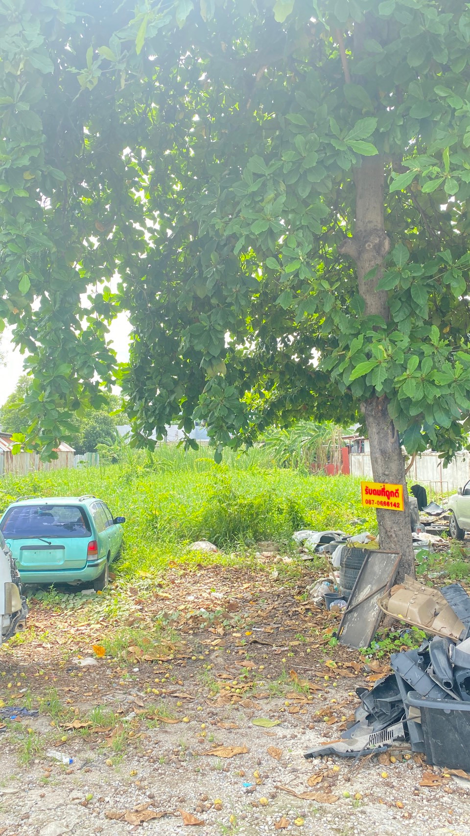 Land for sale, 400 sq m., Or Ngoen, Watcharaphon, convenient entry and exit, near Chatuchok Expressway. – รูปที่ 3