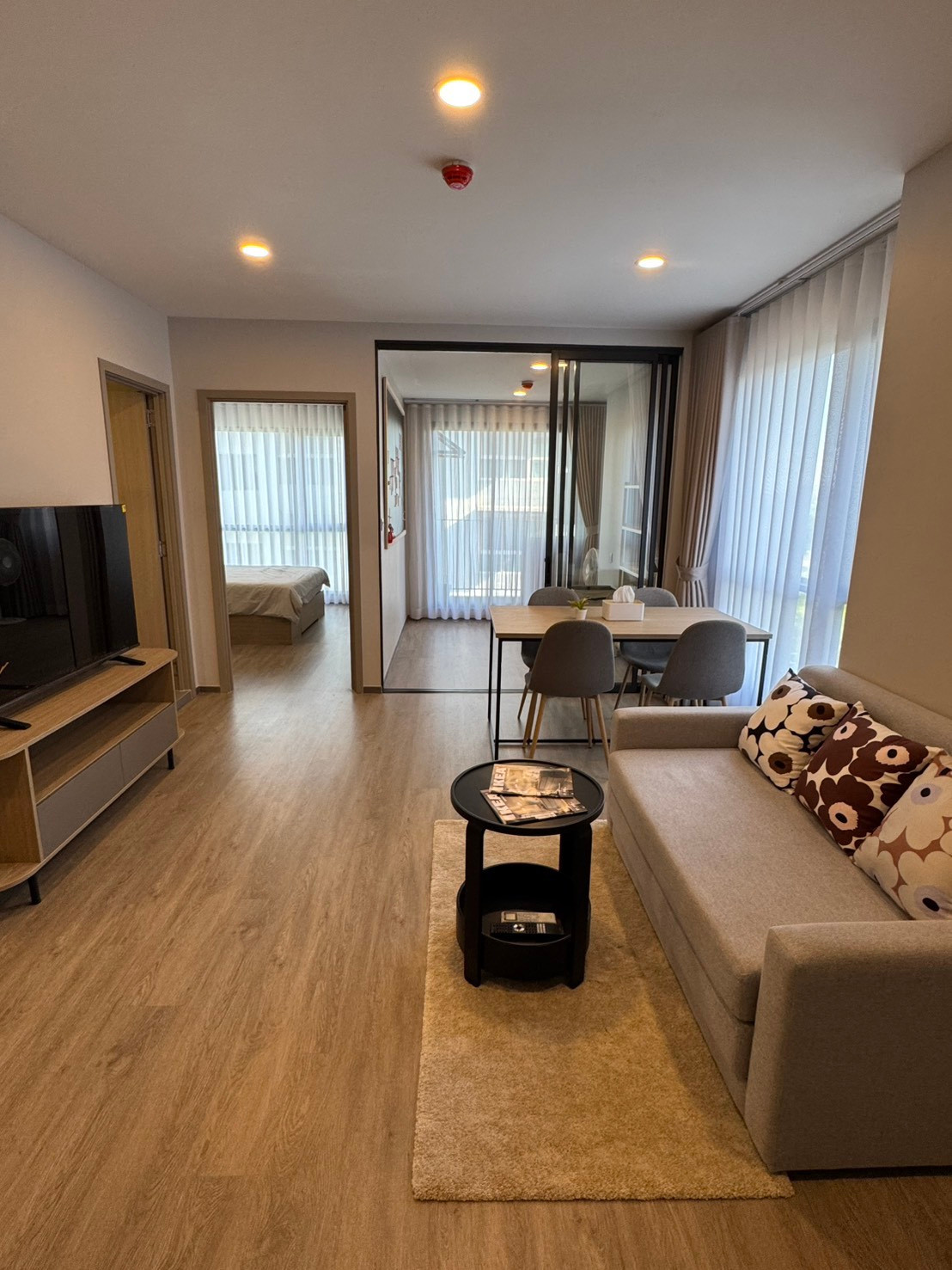 For rent, Salaya One Residence, 44 sq m., fully furnished, new-first hand furniture, beautifully decorated, room at the best location, near Mahidol, Salaya.
